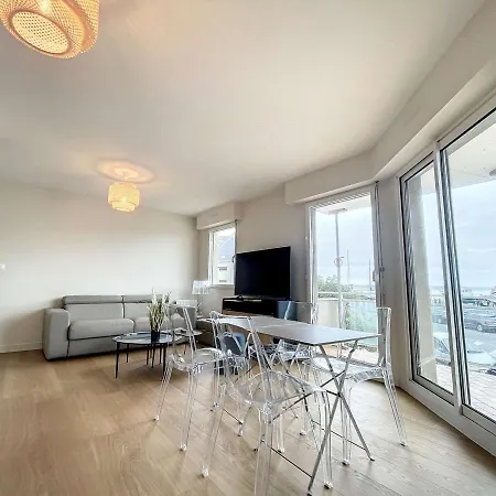 Appartement Studio Granville, 1 Piece, 2 Personnes - Fr-1-361-512 Granville